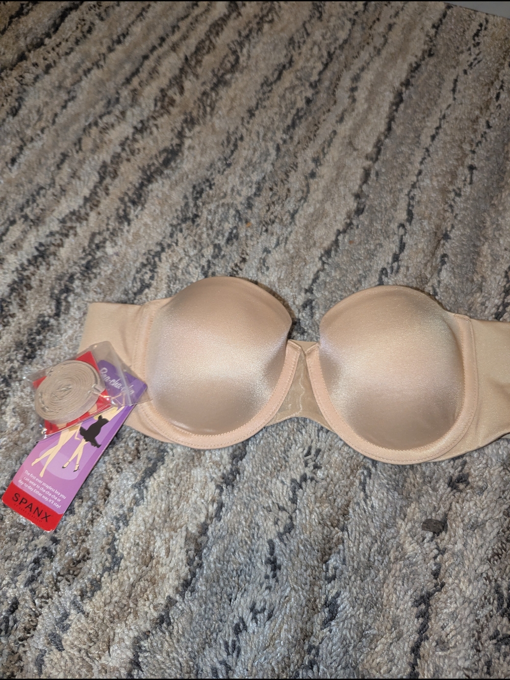 SPANX Convertible Strapless Smooth Bra in Nude/Beige